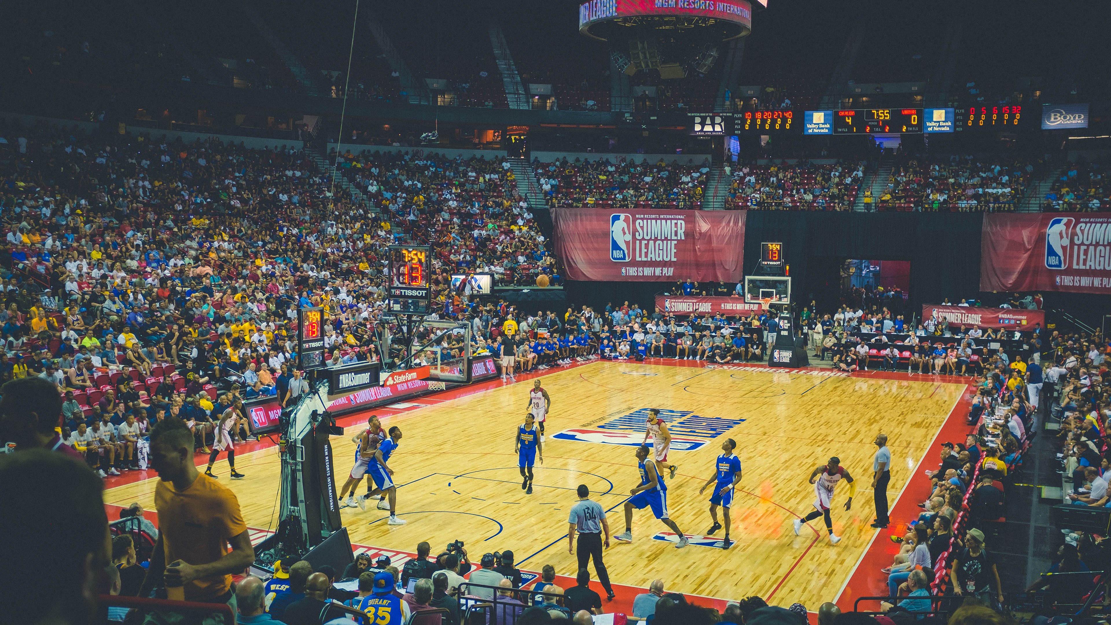 中国男篮新篇章重返巅峰之路，中国男篮燃动十年全程